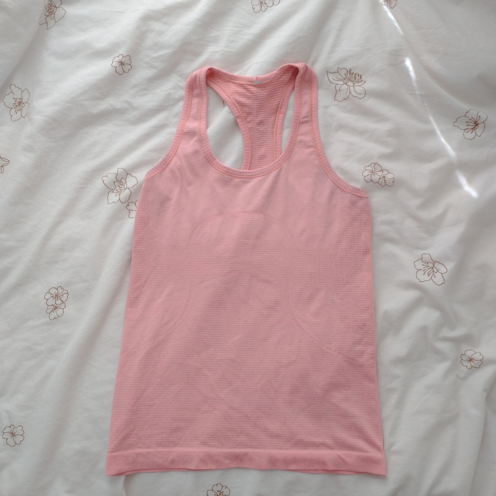 Lululemon Swiftly Tech Tank